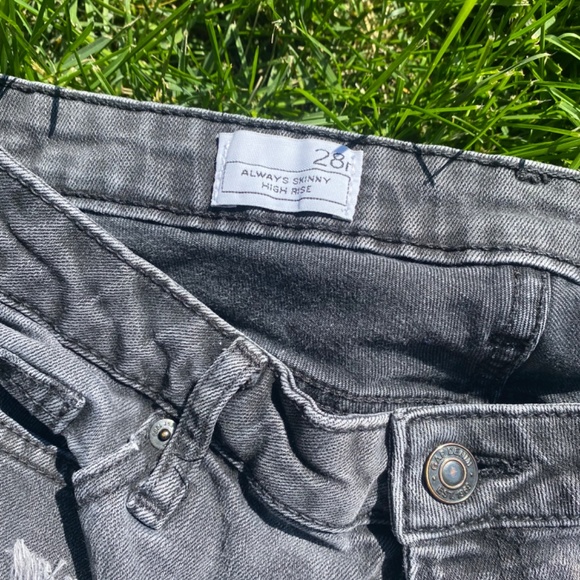 Gap Skinny High Rise - Picture 4 of 4